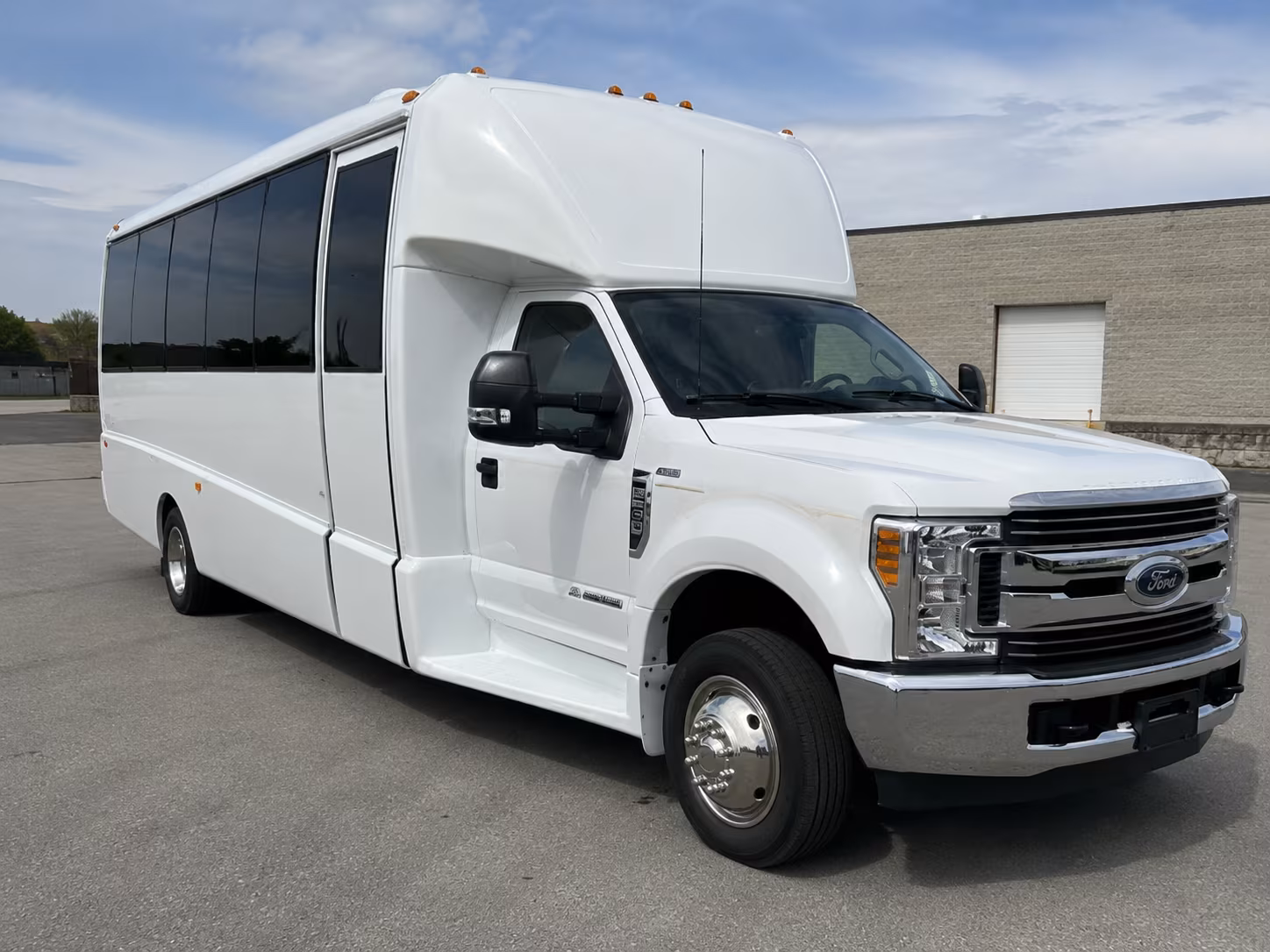 clearwater charter bus rentals for museums and educational attractions
