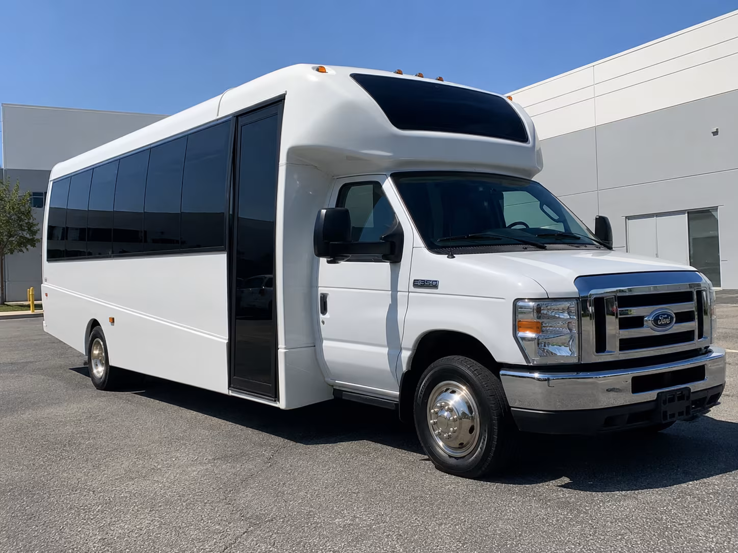 clearwater get your employees to work on time with a clearwater charter bus