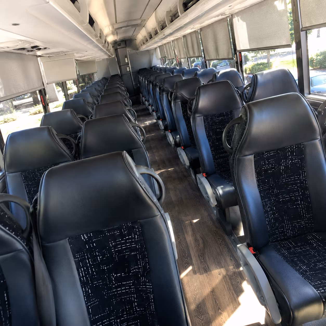 corporate airport transfer buses to tampa international airport tpa