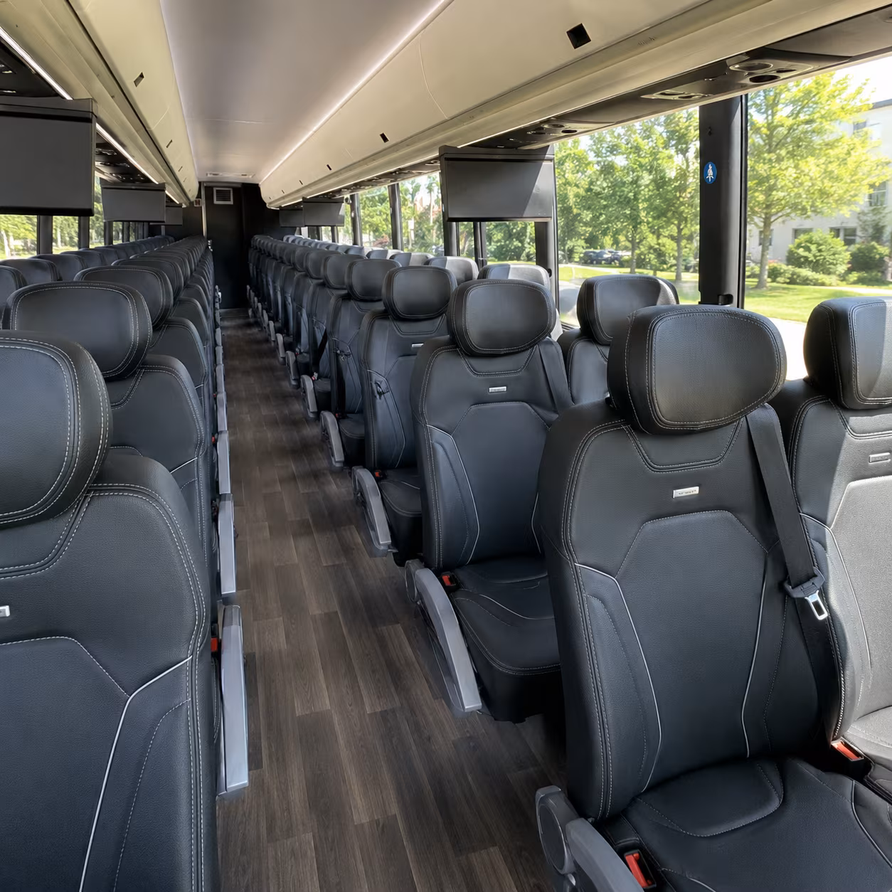 weekly worship shuttle buses for brandon congregations