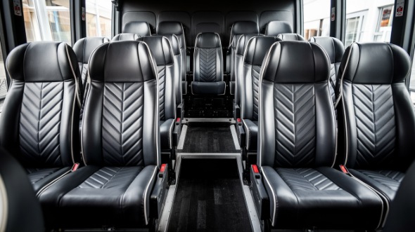 35 passenger minibus rental bradenton